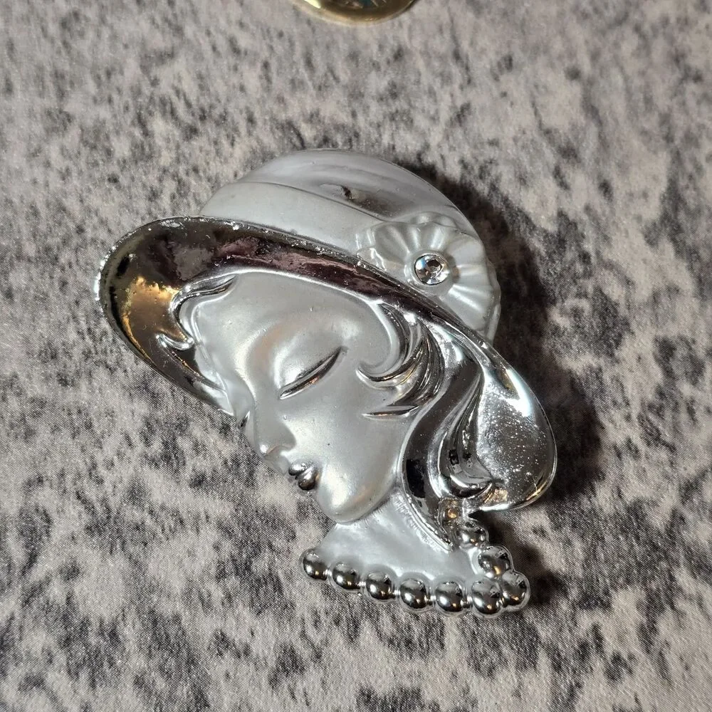 Silver Tone Page Girl Lady Head Brooch MCM 2.5